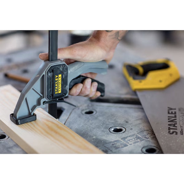 FATMAX® EXPRESS™ Folding Workbench - FMST1-75672 FATMAX® EXPRESS™ Folding Workbench - FMST1-75672